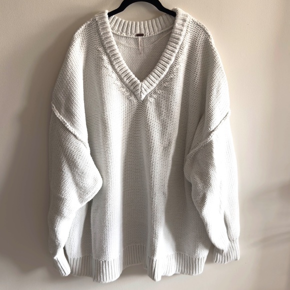 Free People Alli V Neck Sweater Optic White Women’s XL Oversized Chunky Knit - Picture 5 of 12